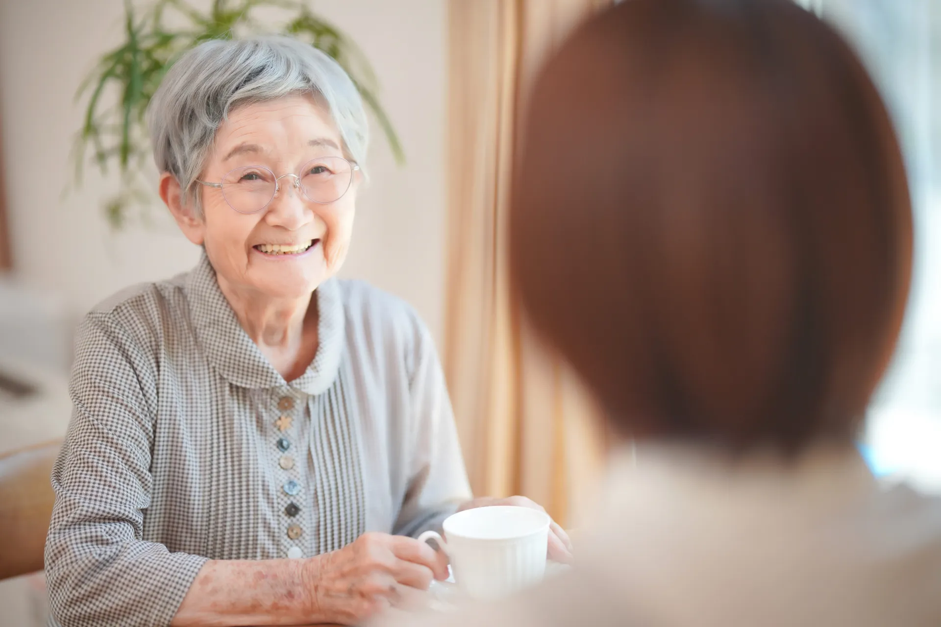 利用者との会話を大切にする訪問美容師